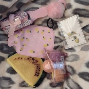 Combination pack of bath and fun young ladies trendy items